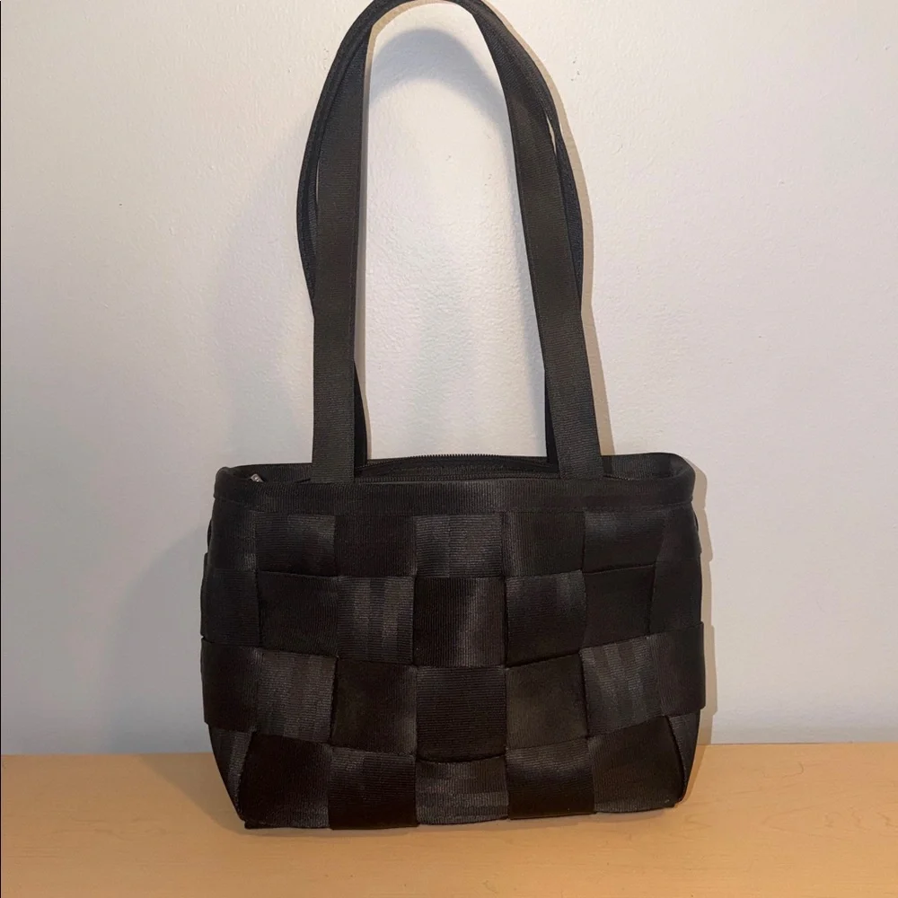 Harveys Black Woven Seatbelt Tote